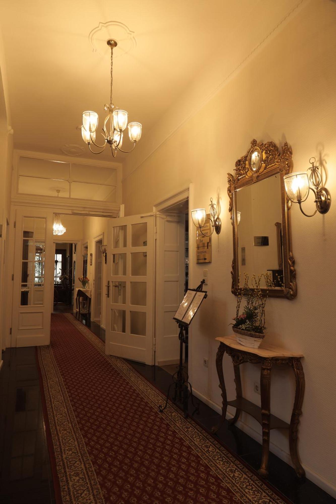 Hotel Weisses Haus Bad Kissingen Extérieur photo
