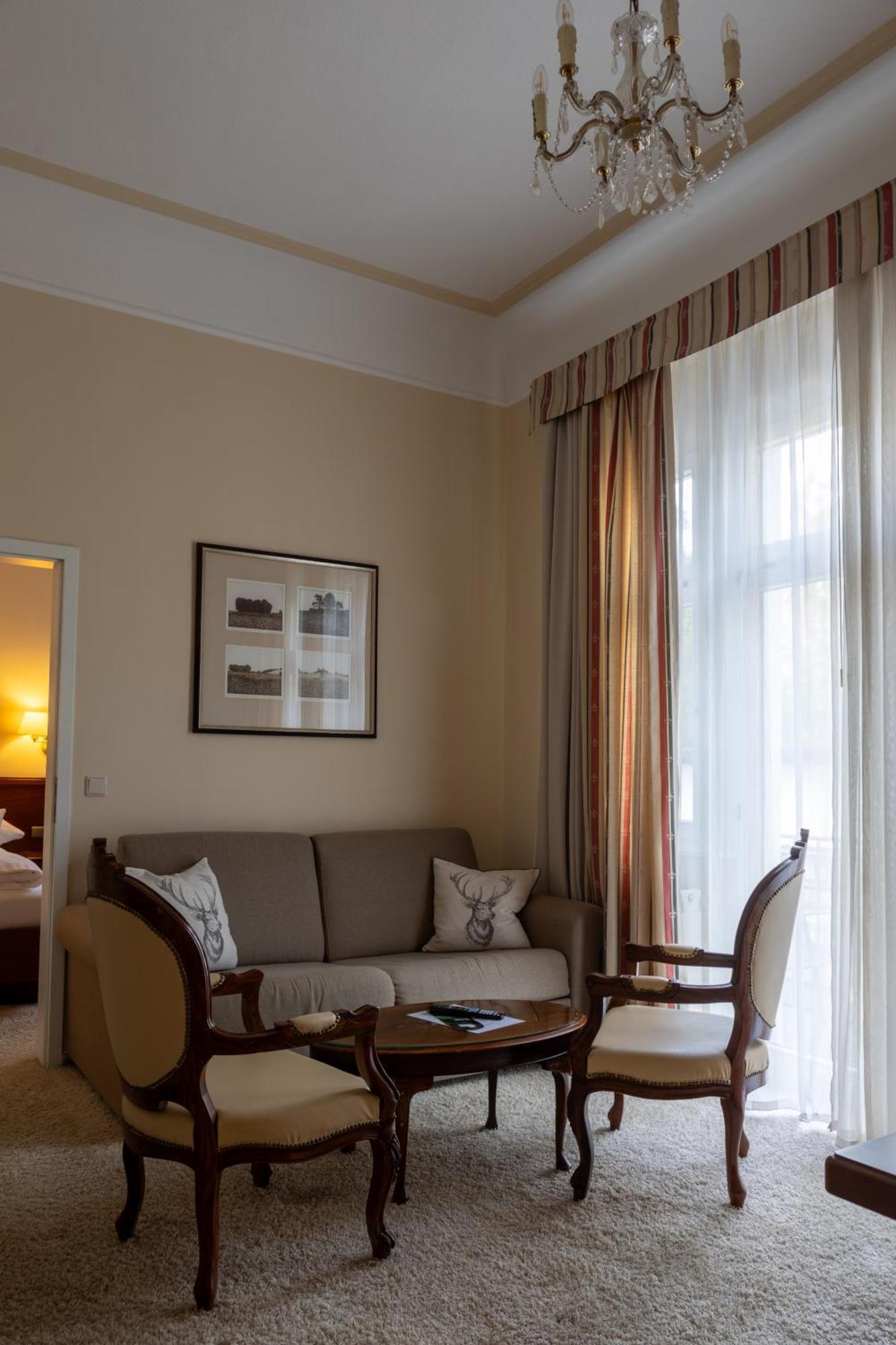 Hotel Weisses Haus Bad Kissingen Extérieur photo
