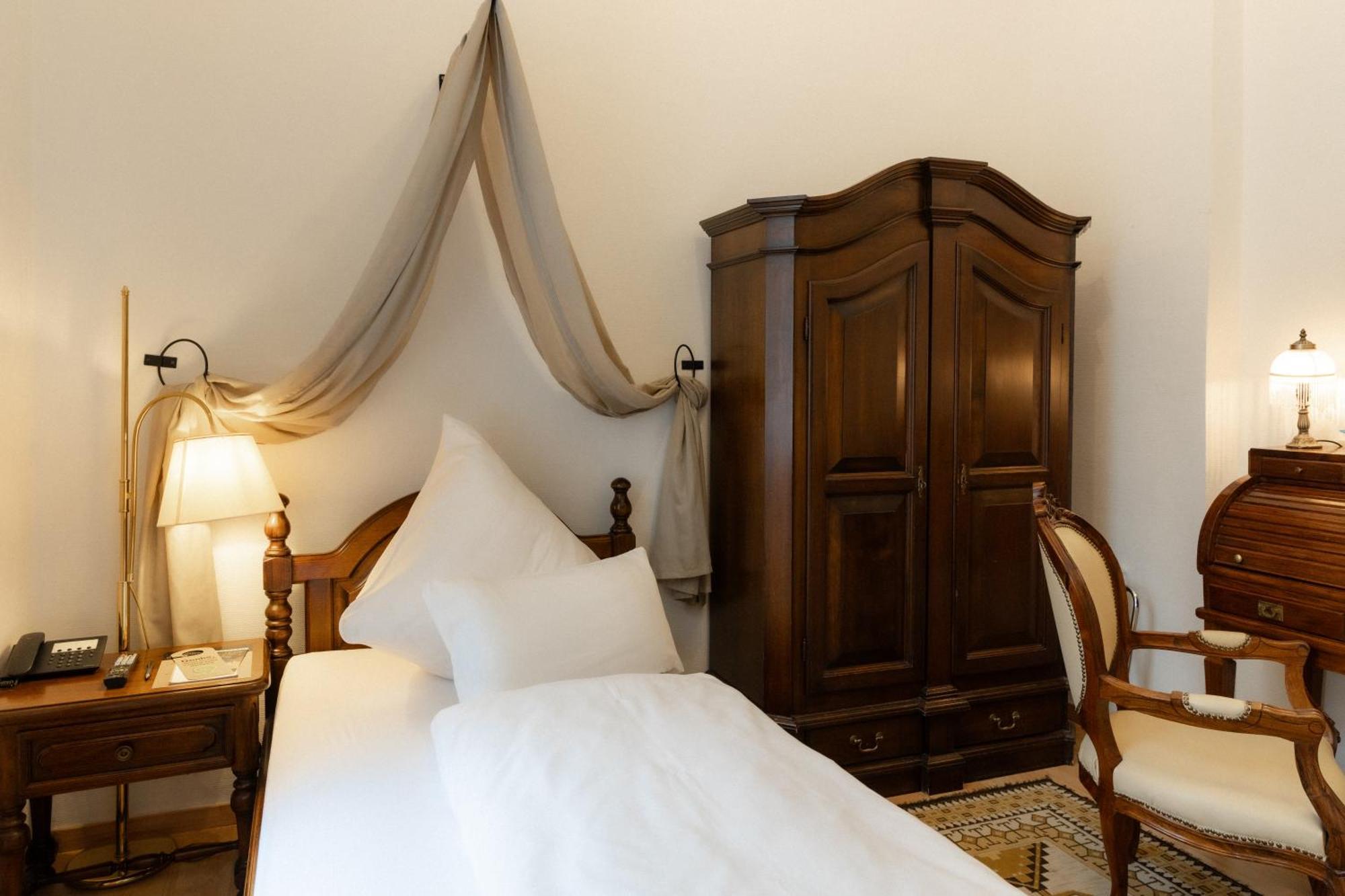 Hotel Weisses Haus Bad Kissingen Extérieur photo